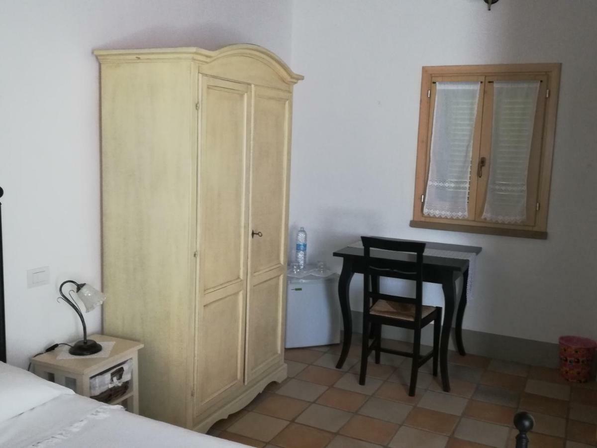 Вилла Agriturismo S'Arxola Теулада Экстерьер фото